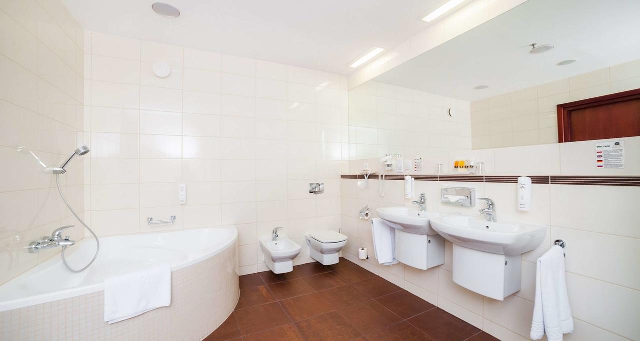 Apartament typu Suite z łóżkiem typu queen-size