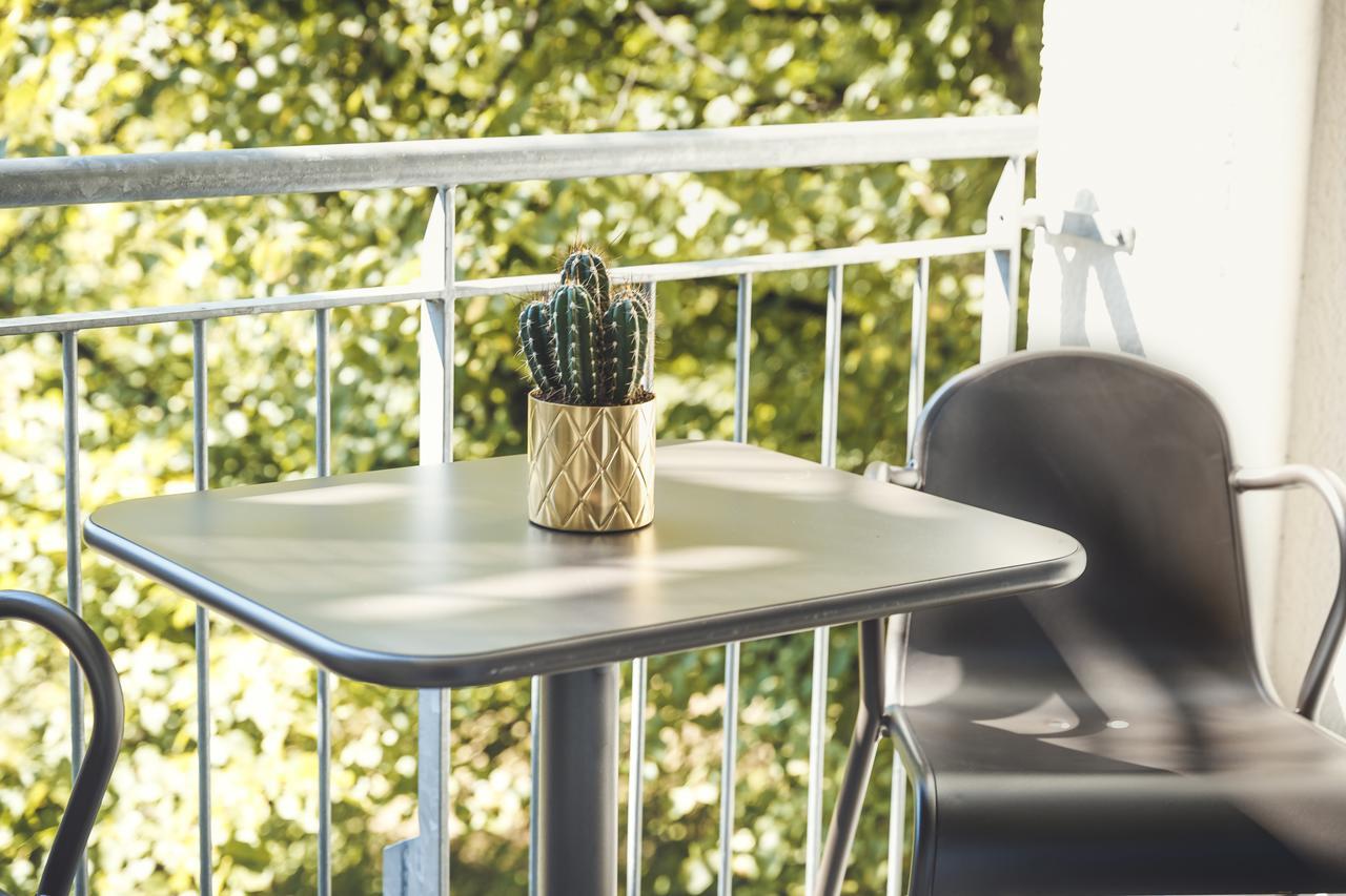 Double Room,1219282732:JPEG