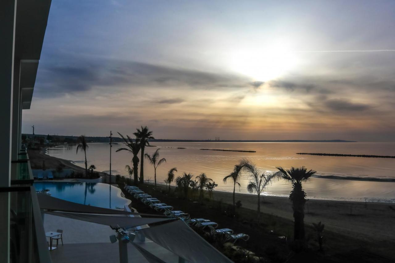 Executive Suite Sea View