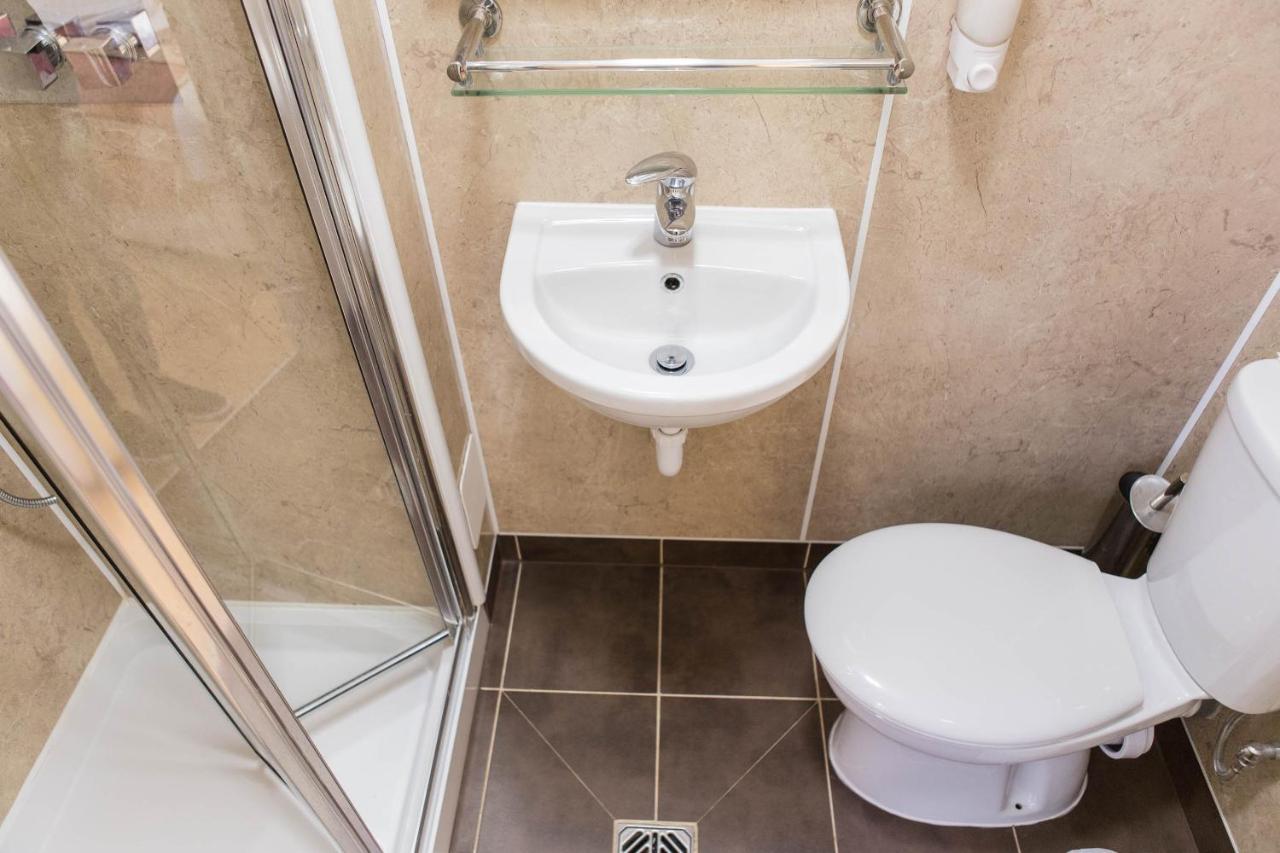 Single Room,723594472:JPEG