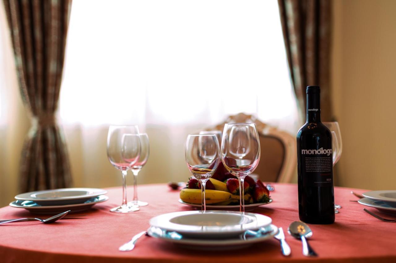 Royal Suite Sea View with Jacuzzi (4 Adults),1086880132:JPEG