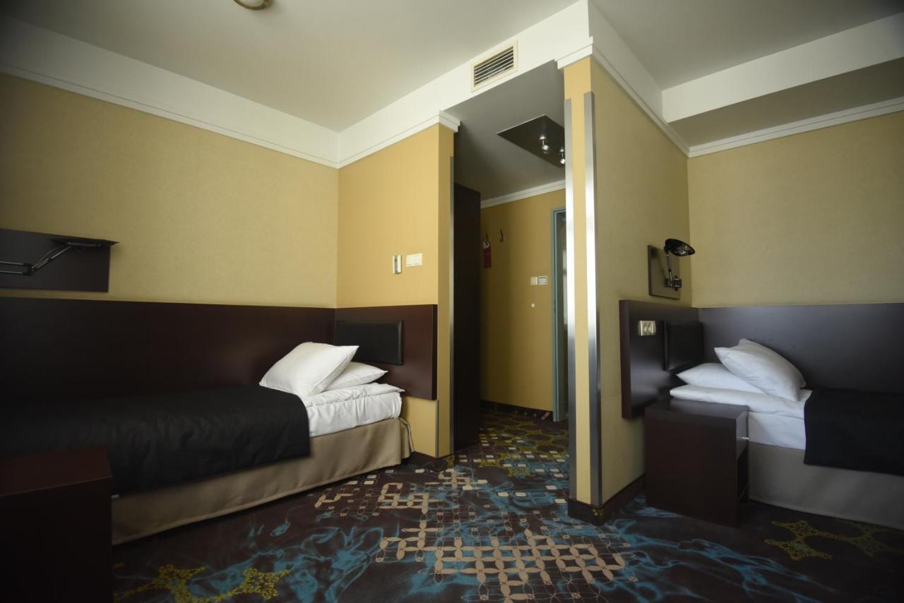 Large Twin Room,724289512:JPEG