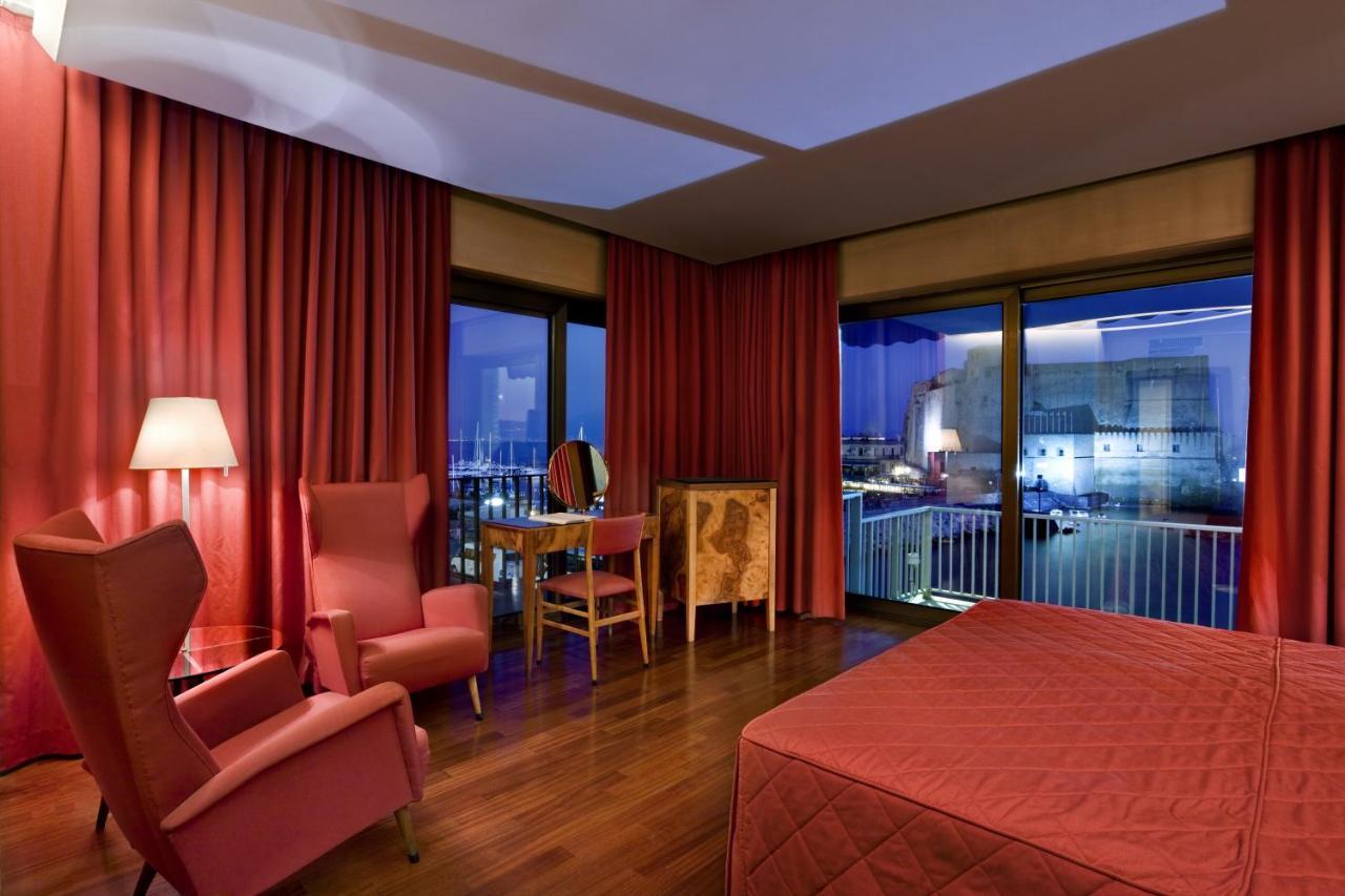 Designerski Mniejszy Apartament (Junior Suite) z widokiem na morze
