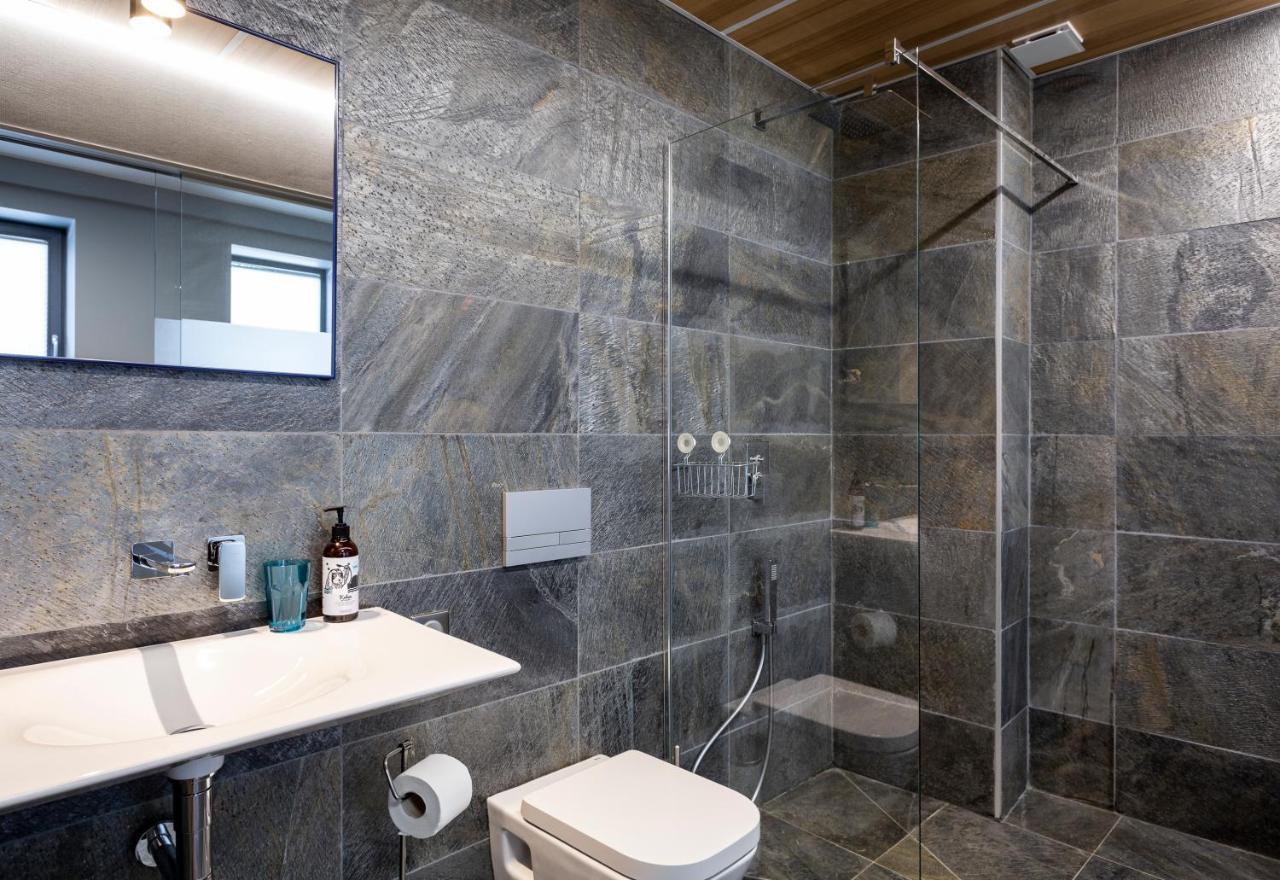 Deluxe Double Room,727380043:JPEG