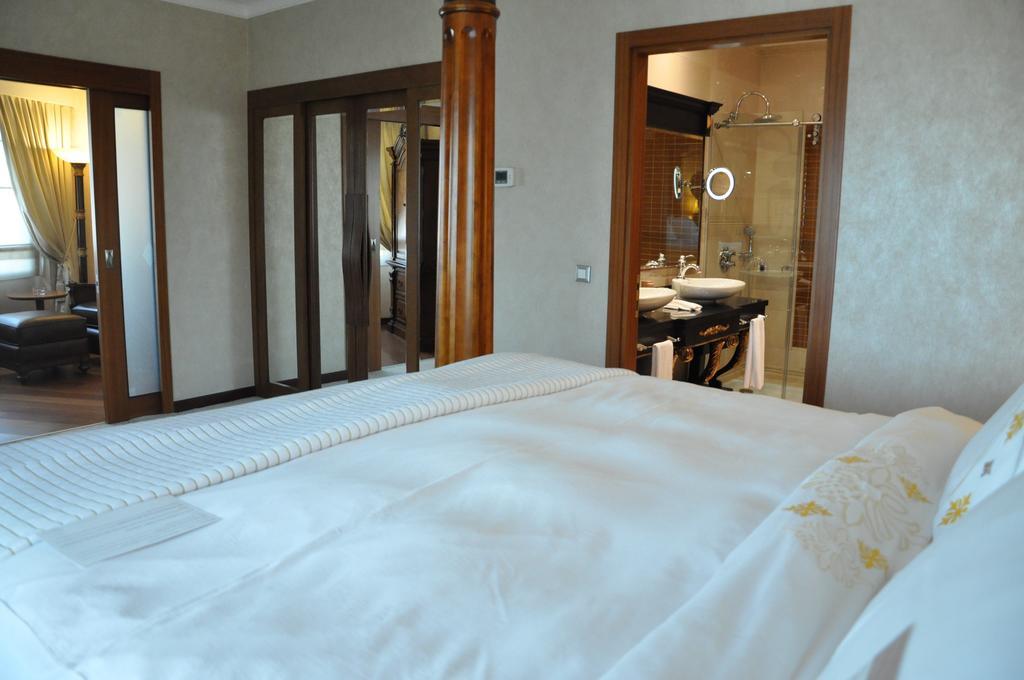 King Suite Sea View