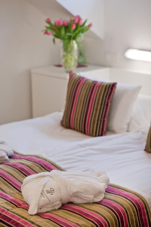 Single Room,1613669569:JPEG