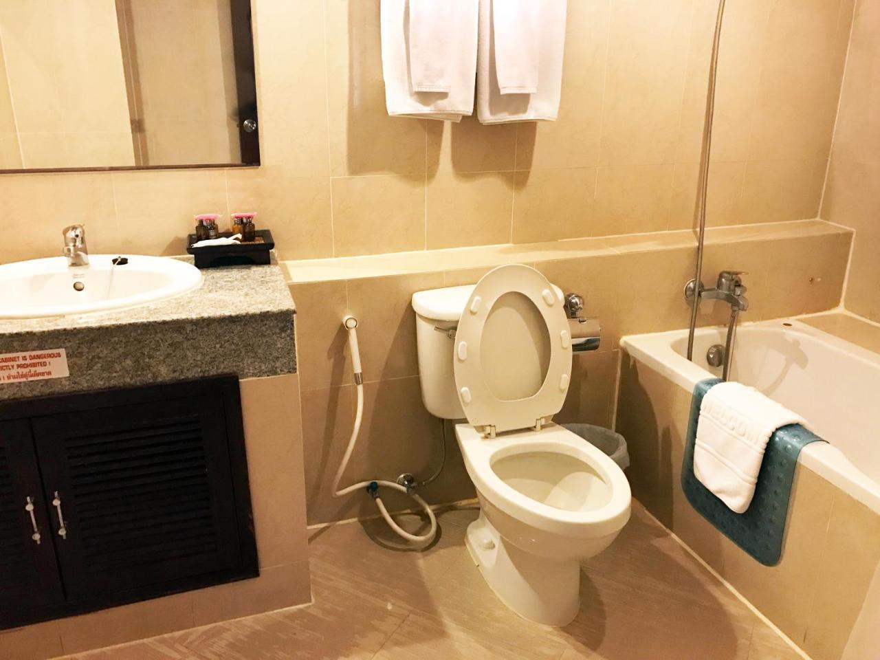 Premier Suite,1215693517:JPEG