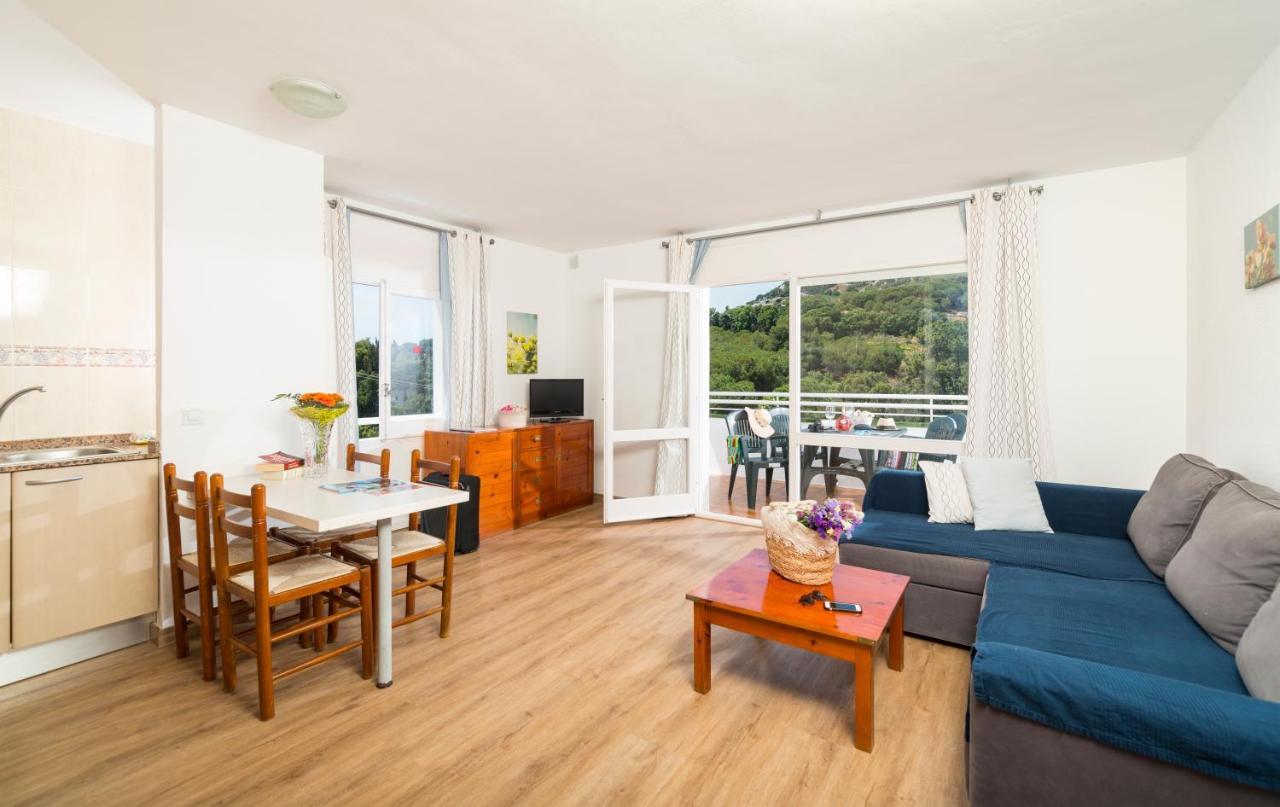 Apartament z widokiem na góry (2 osoby dorosłe + 2 dzieci)