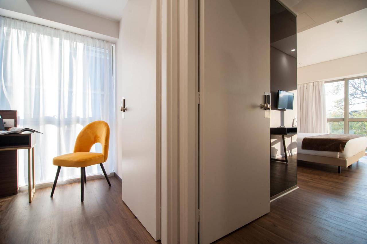 Lifestyle 2-bedroom Suite City View