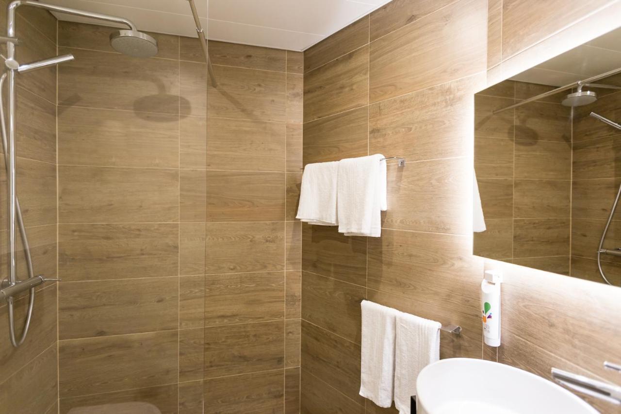 Superior Double Room with Balcony,960107188:JPEG