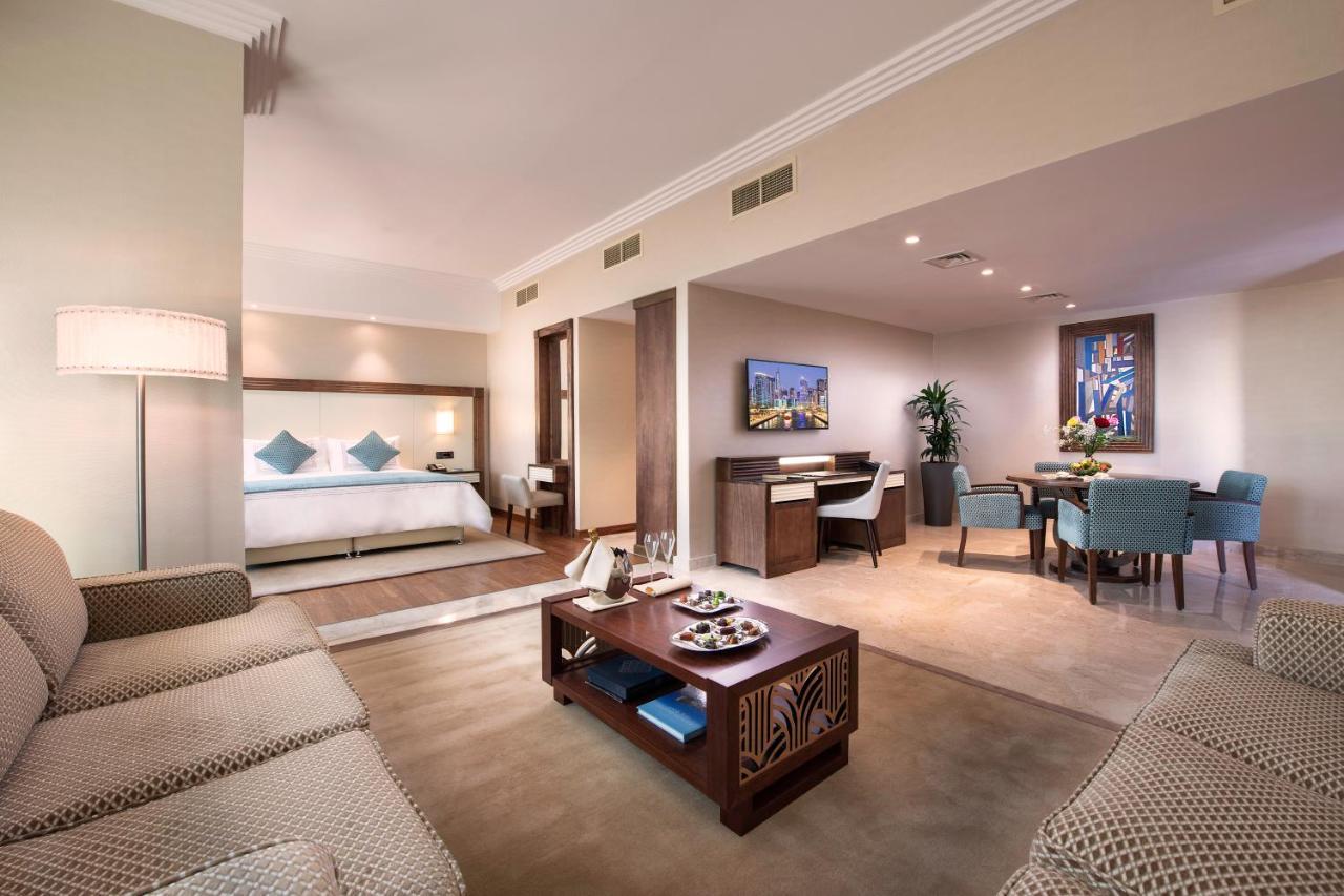 Deluxe King Suite Early check 11am & late check-out at 4pm on food & beverage valid until 15 September 2026 only