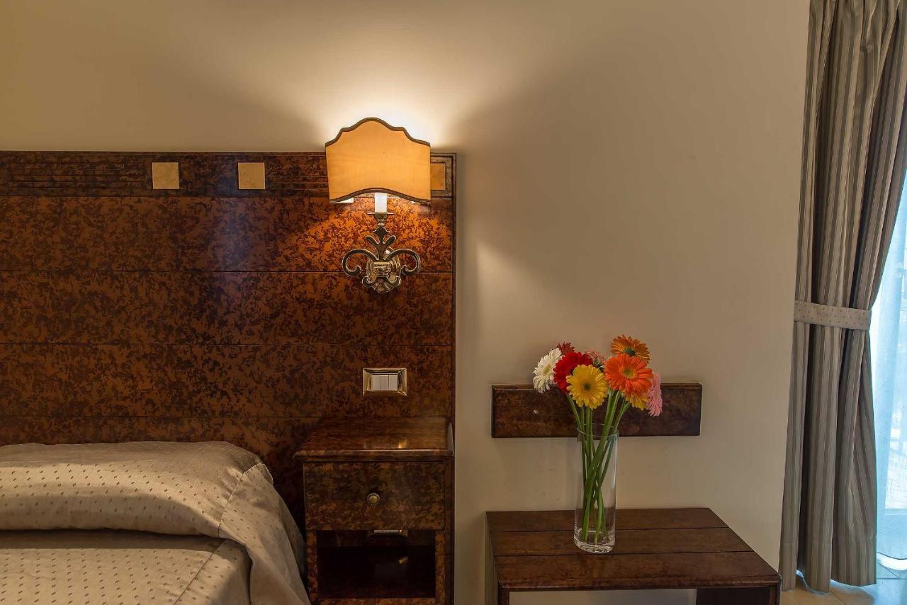 Double or Twin Room,1583661661:JPEG