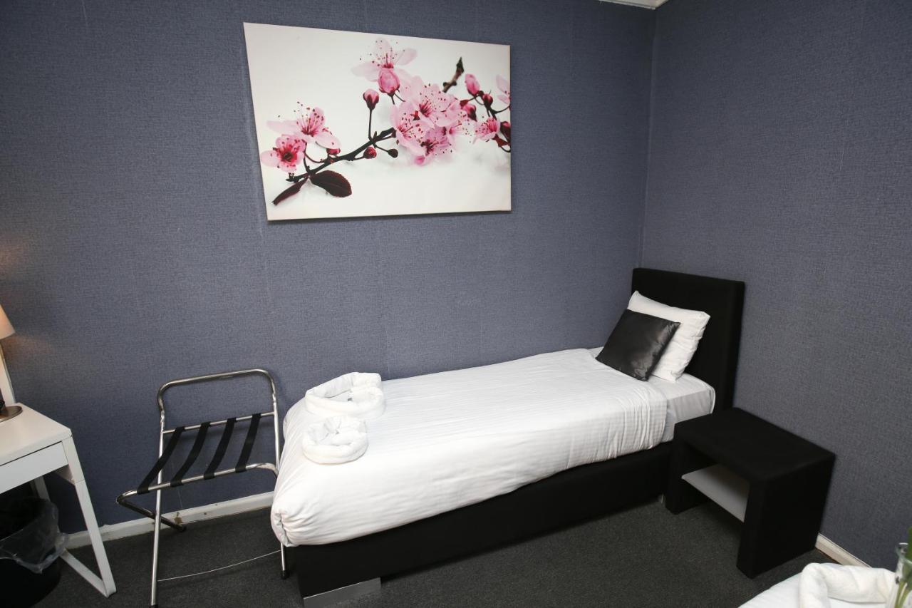 Economy Single Room