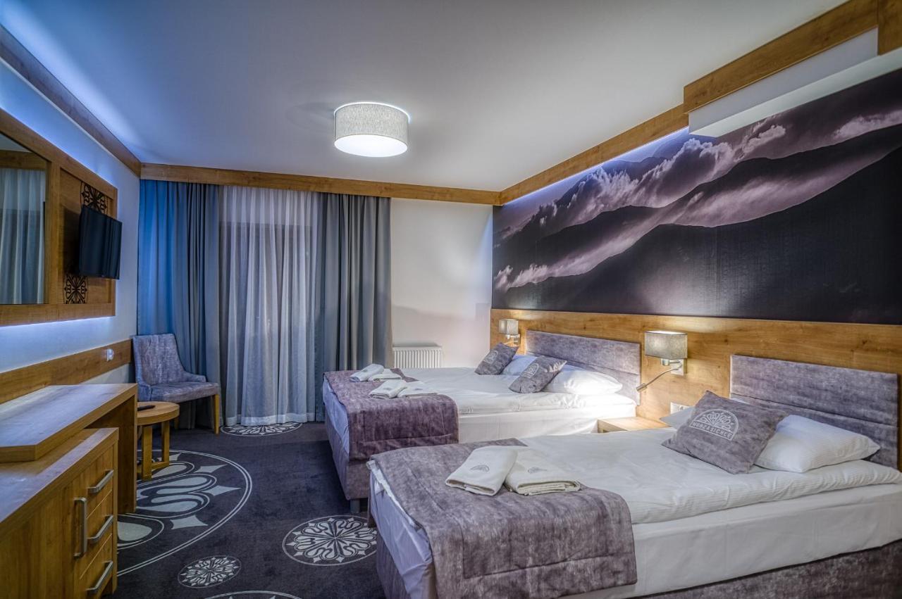 Triple Room,776521465:JPEG