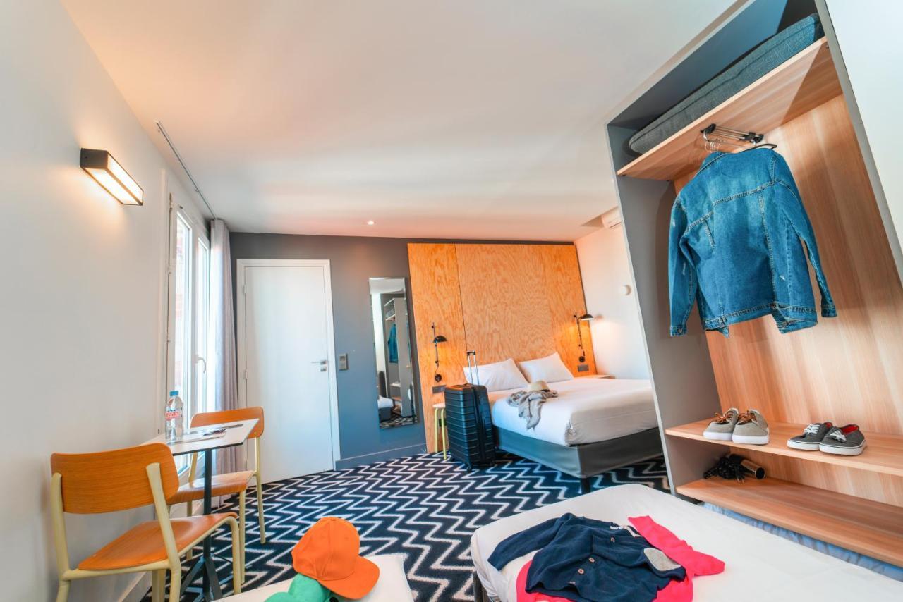 Standard Suite One Double Bed Two Single Beds