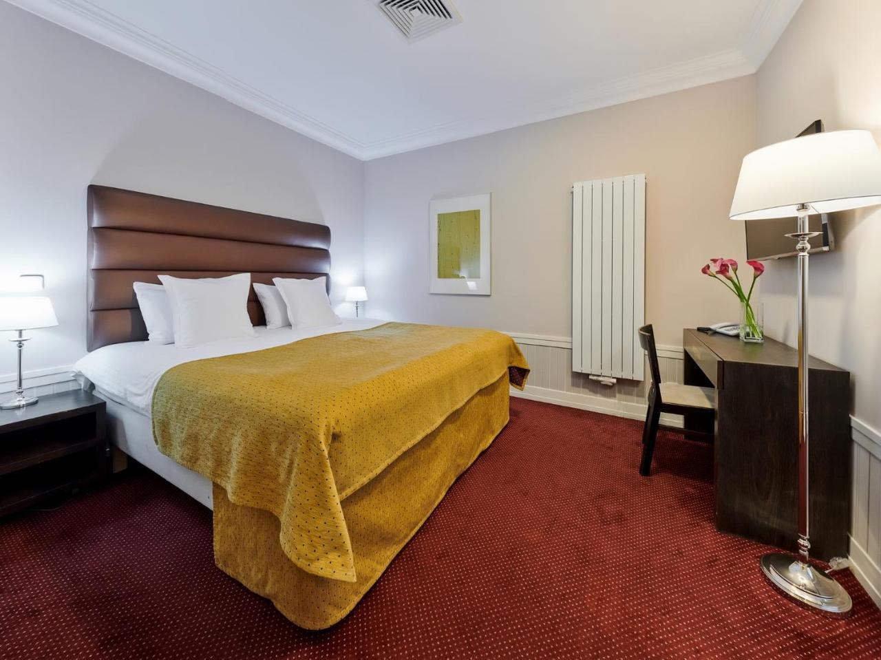 Superior Double or Twin Room,765664864:JPEG