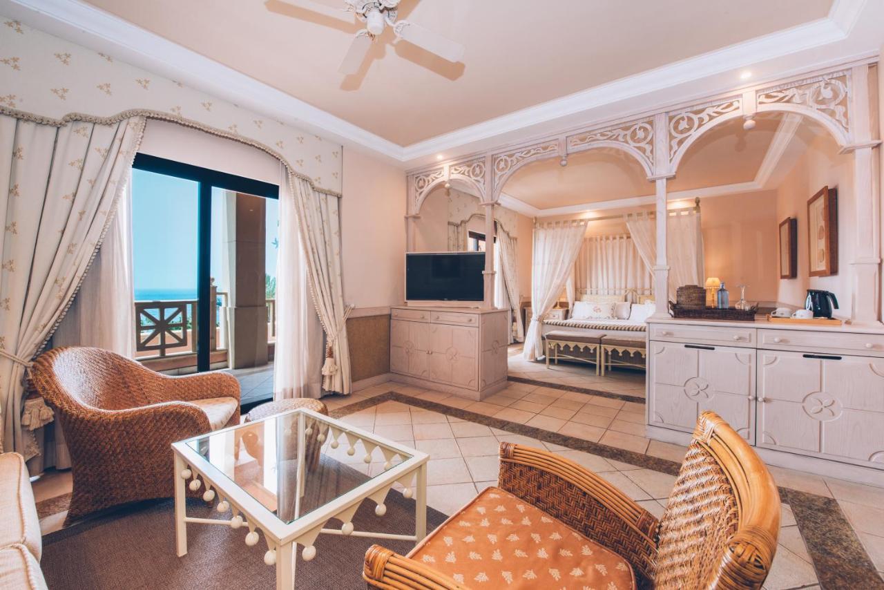 Apartament typu Star Prestige Superior Junior Suite z widokiem na morze