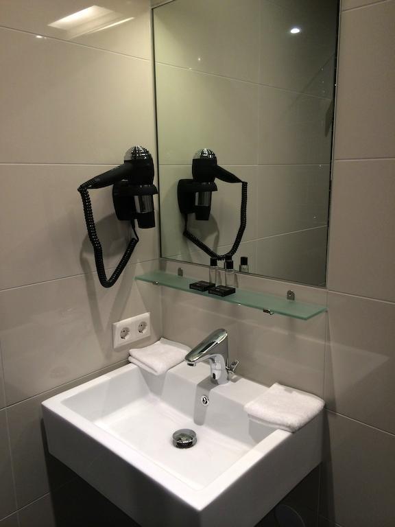Deluxe Twin or Double Room