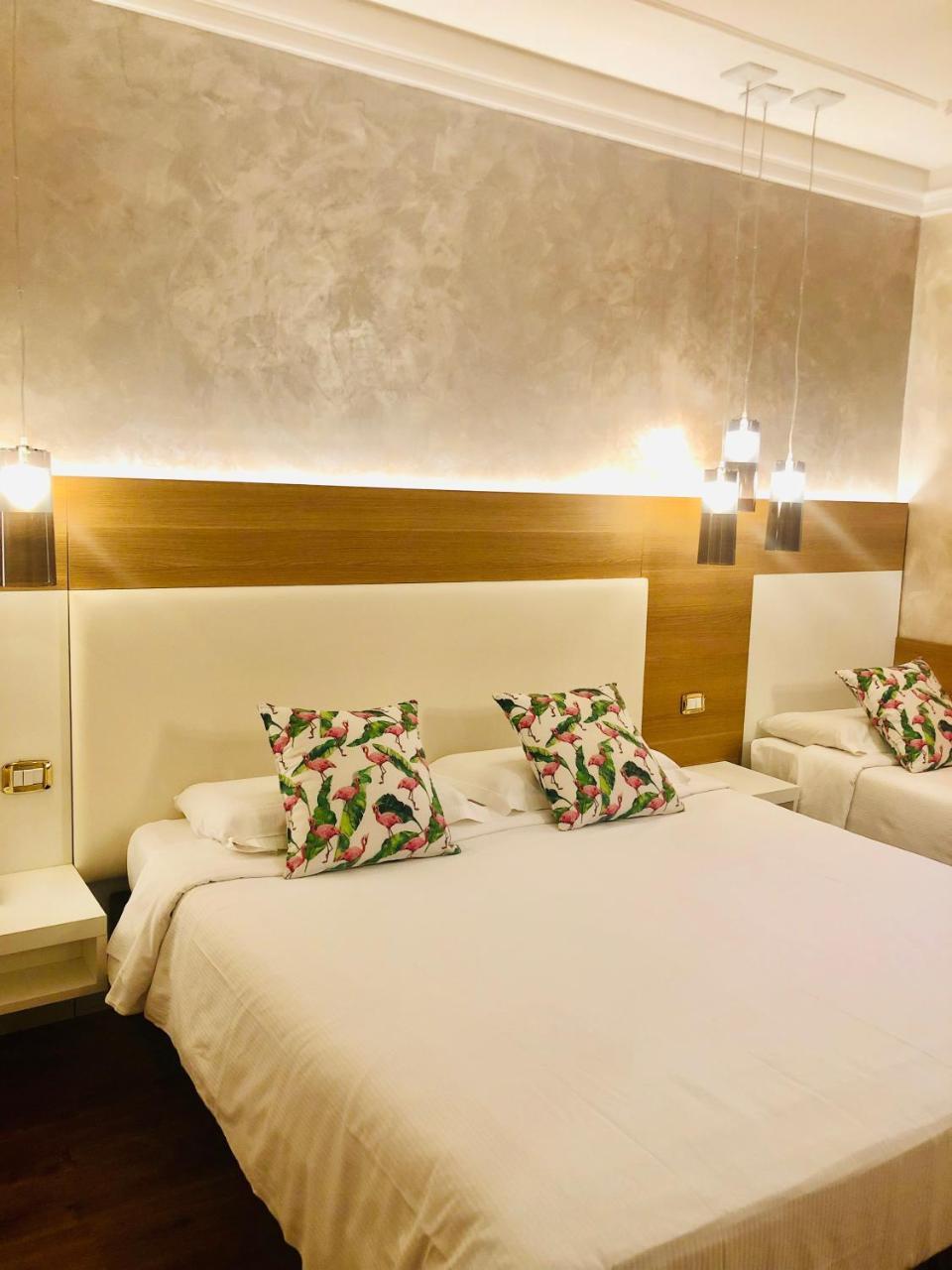 Triple Room,907011079:JPEG