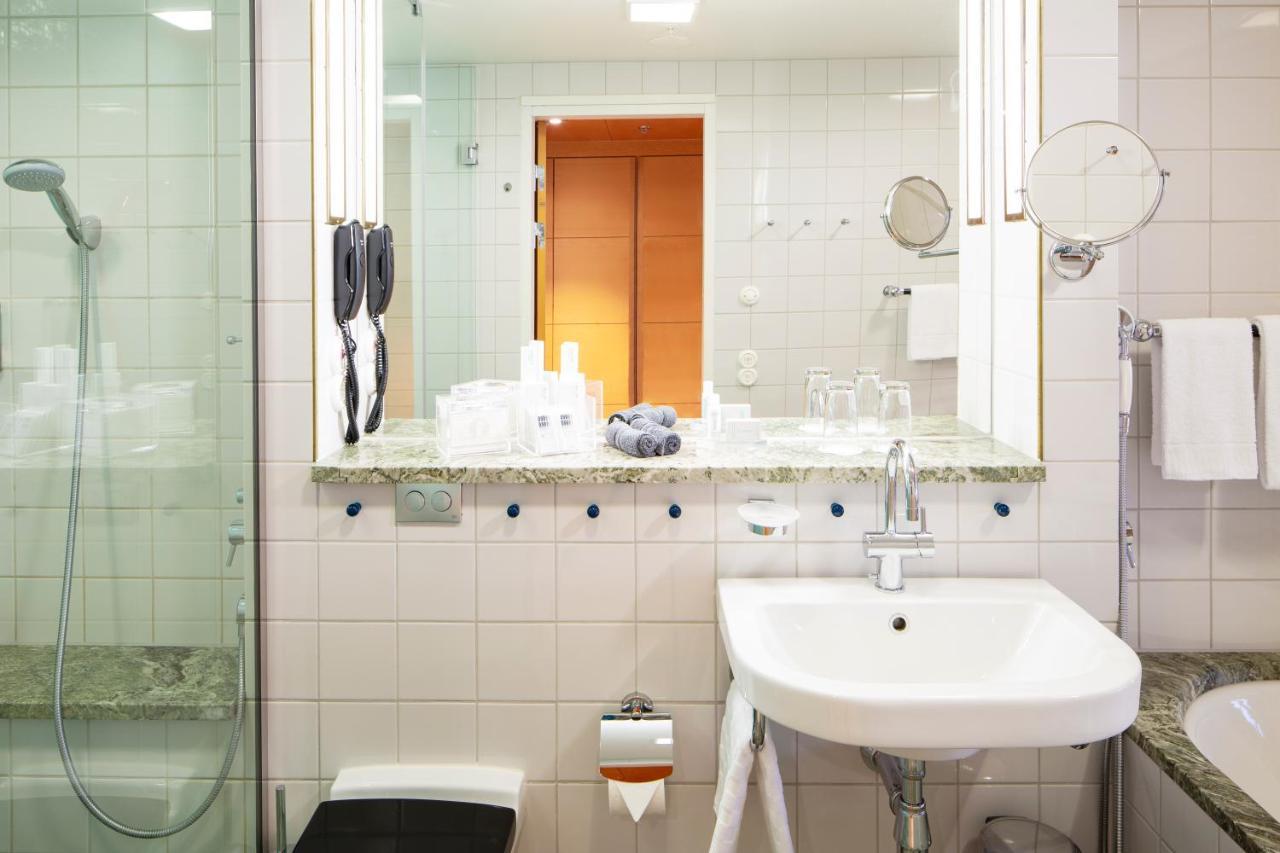 Deluxe Double or Twin Room Balcony