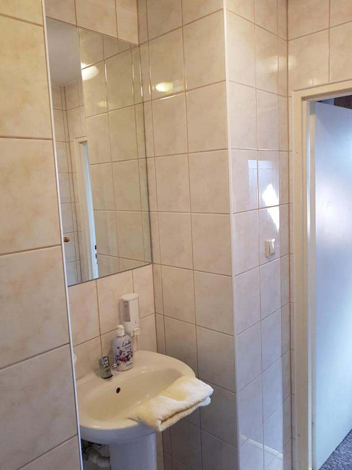 Family Studio,769746475:JPEG