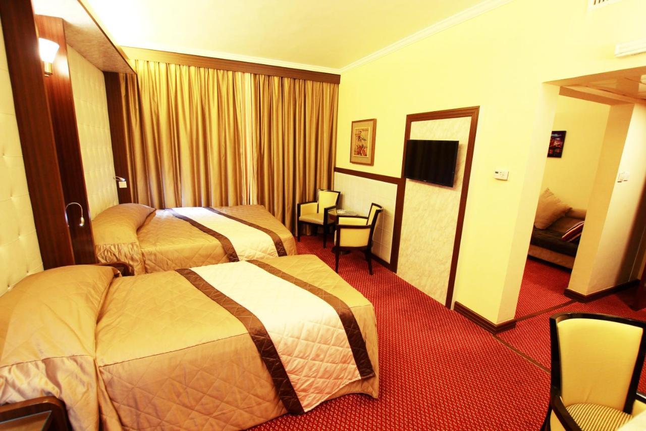 Deluxe Suite Sea View Balcony