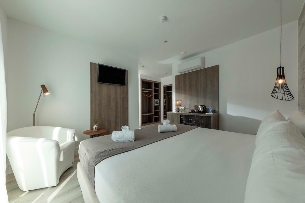 Superior Room with Terrace and Views,779133396:JPEG