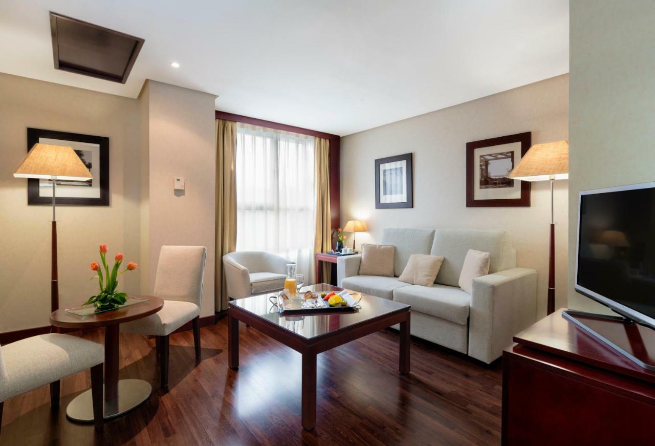 Junior Suite,779877267:JPEG