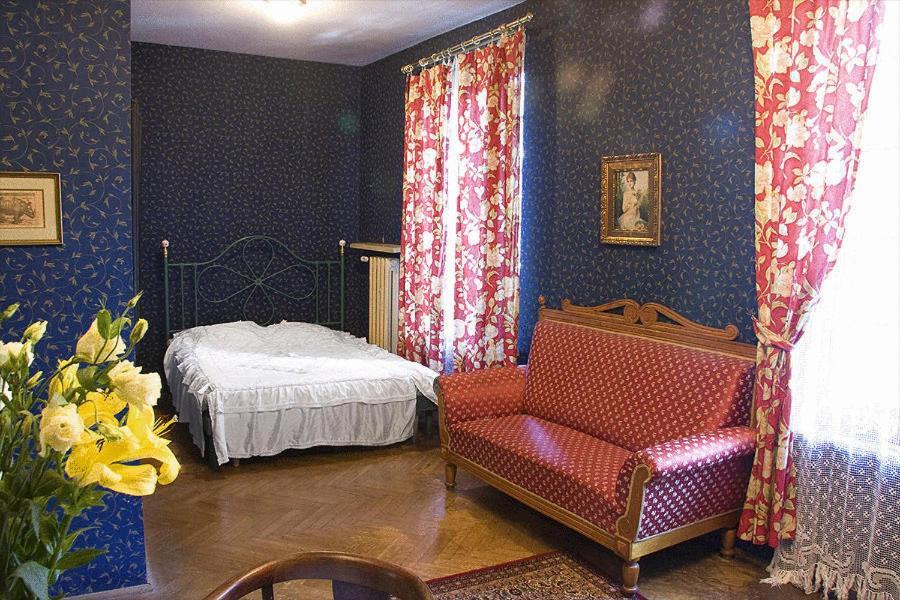 Apartament z 2 sypialniami (3 osoby dorosłe)