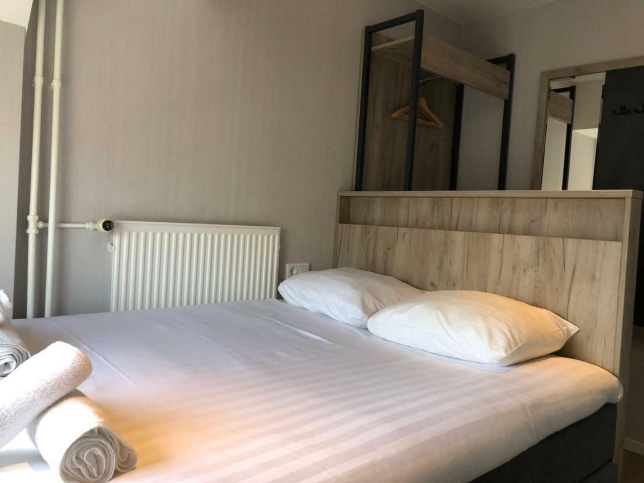 Double Room Private External Bathroom