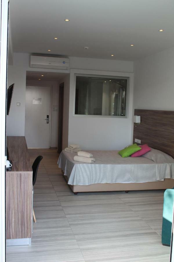 Superior Twin Room City View