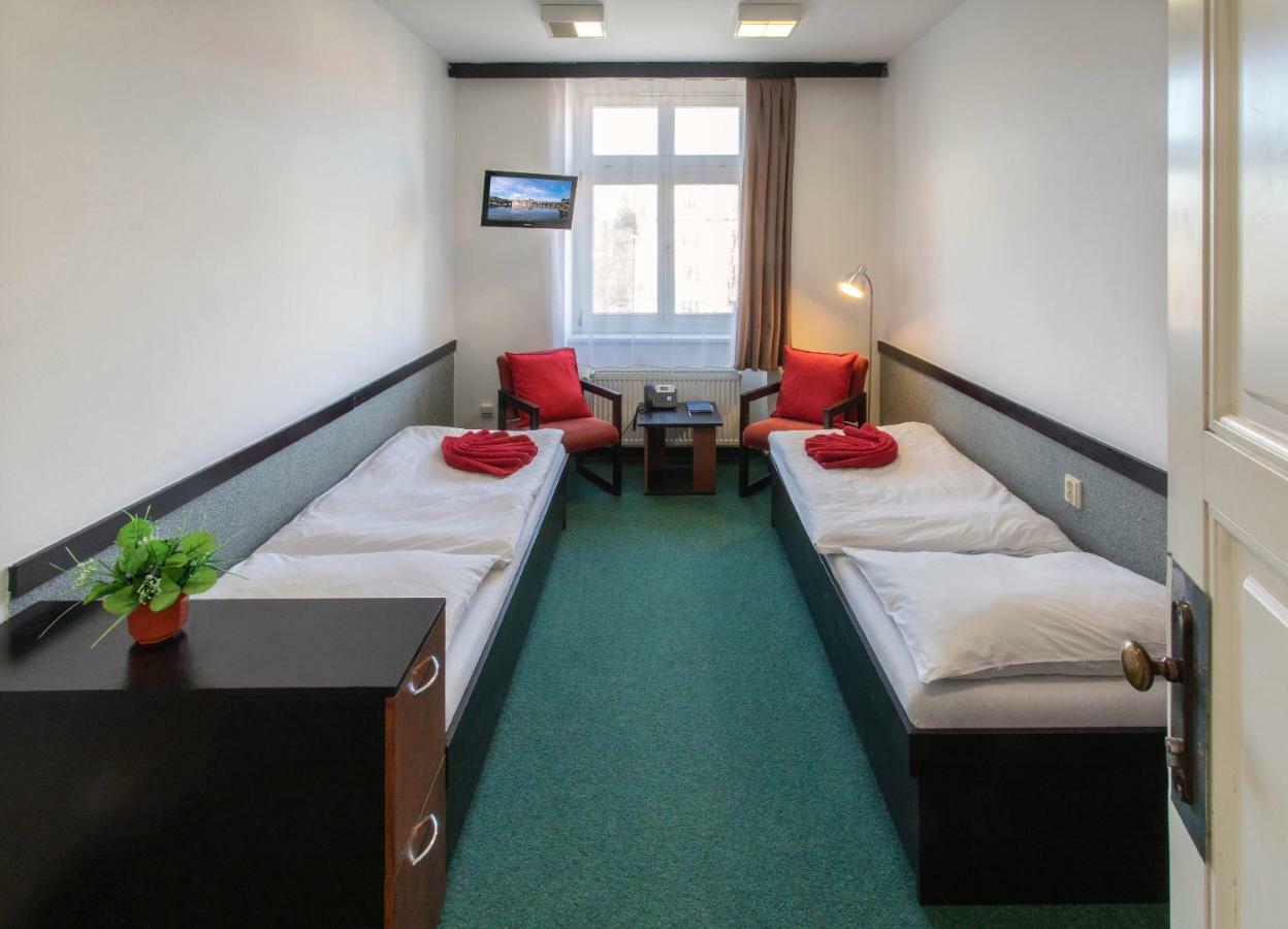 Twin Room with Private Bathroom,785144877:JPEG