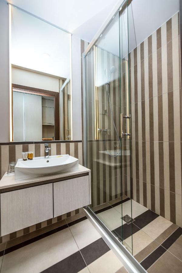 Mini Deluxe Room a View