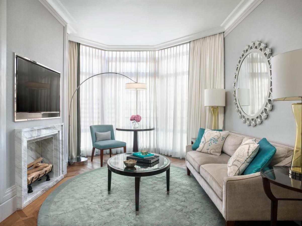 Club Executive One-Bedroom Suite
