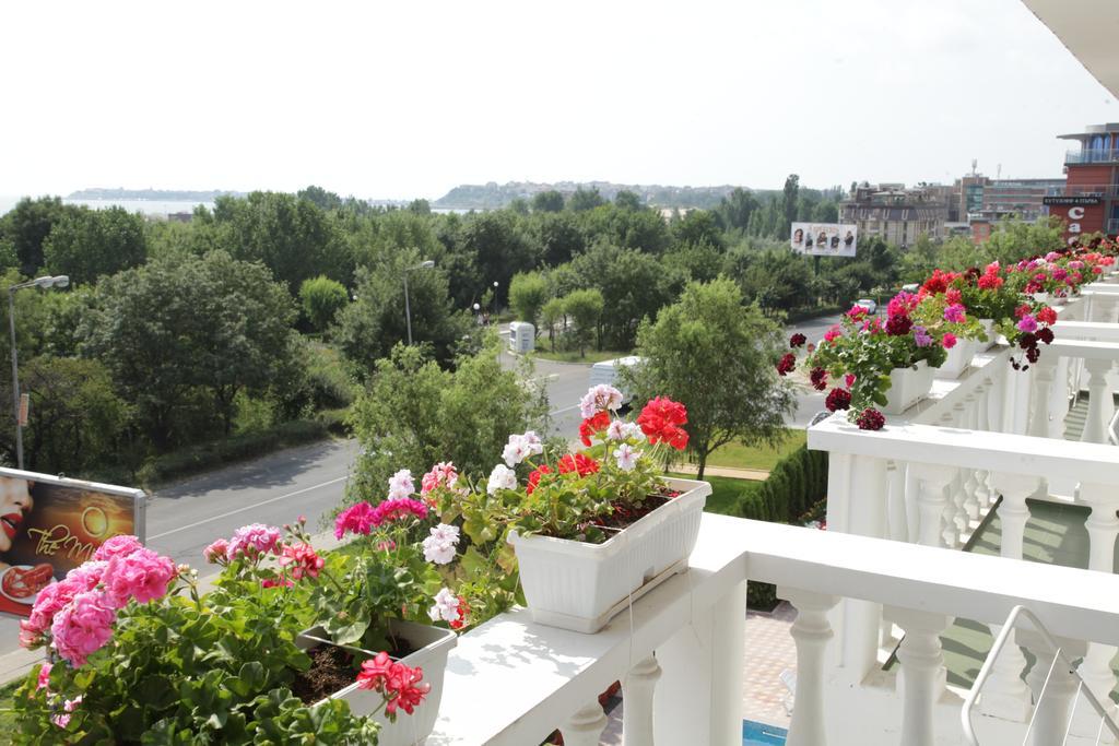 Apartament z 1 sypialnią i balkonem