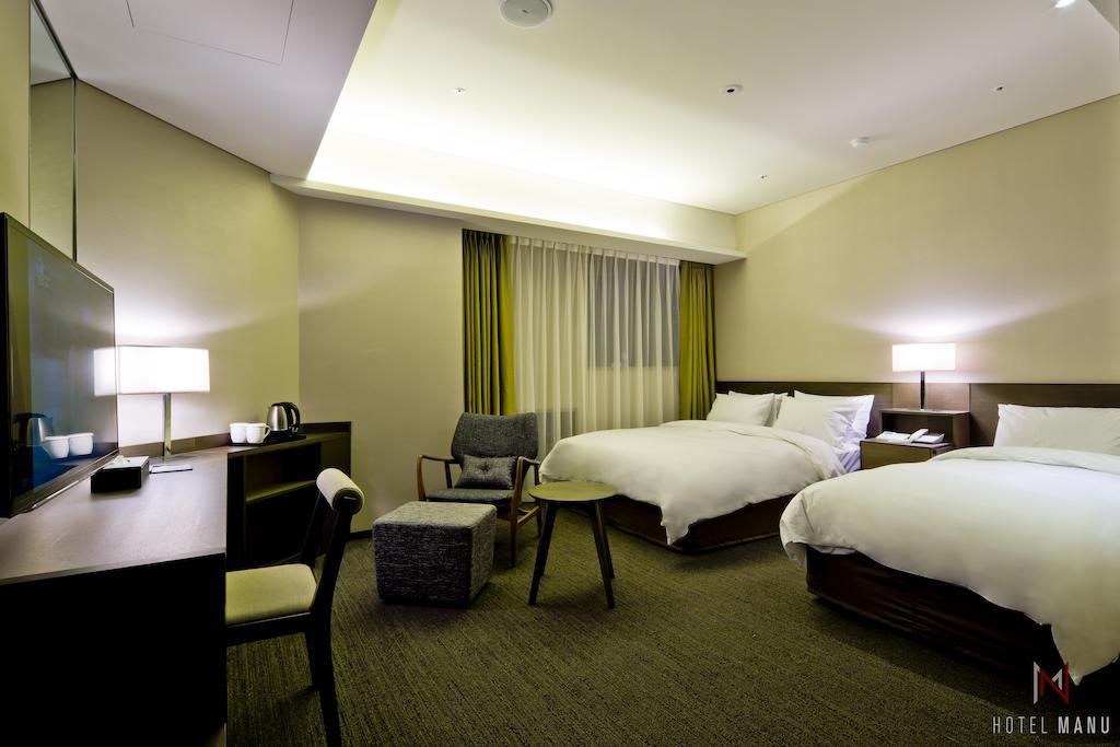 Family Twin Room