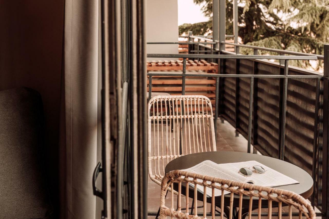 Apartament z balkonem