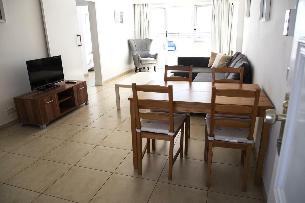 One-Bedroom Apartment Terrace Alasia