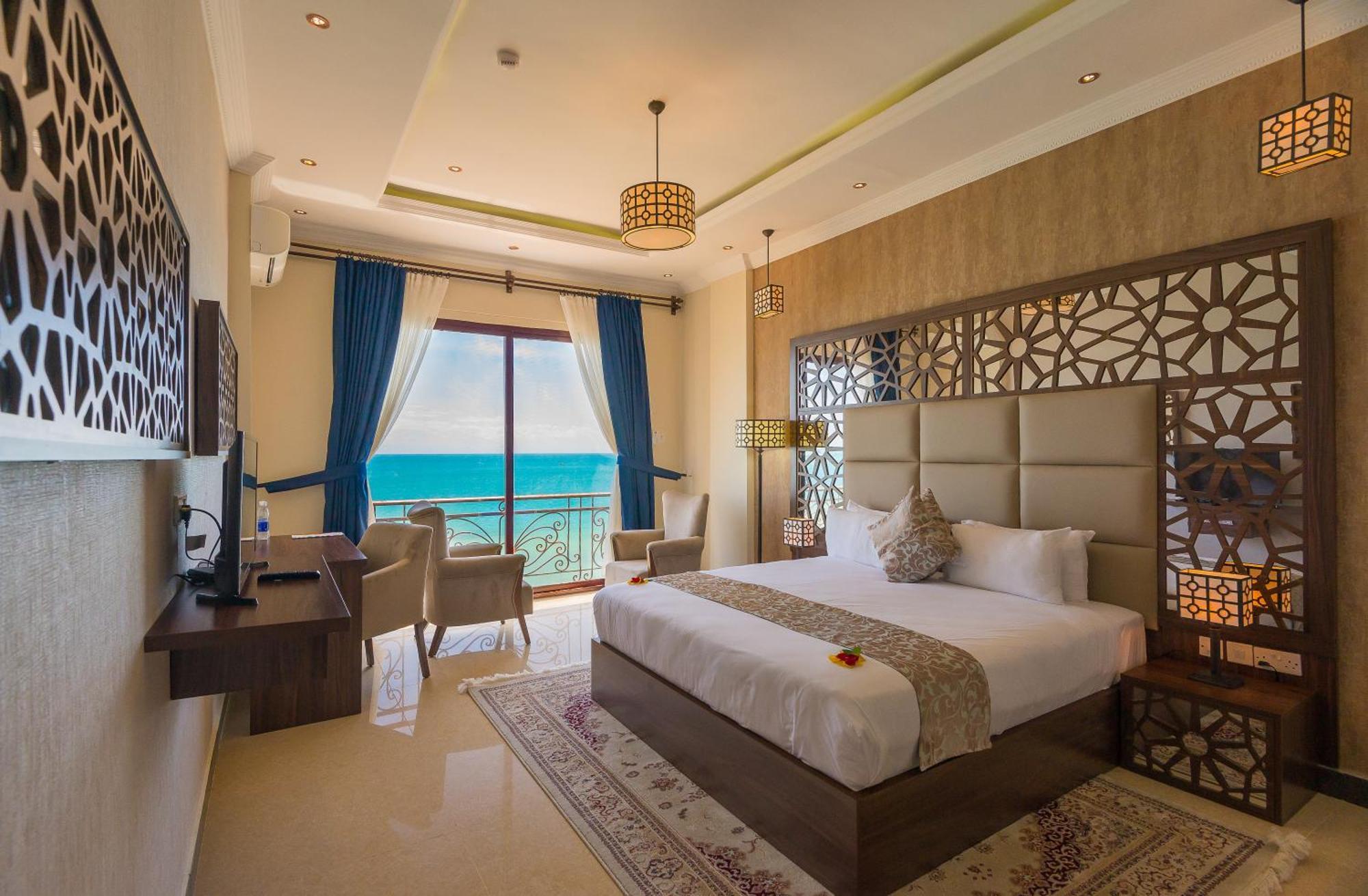 Superior King Room Ocean View