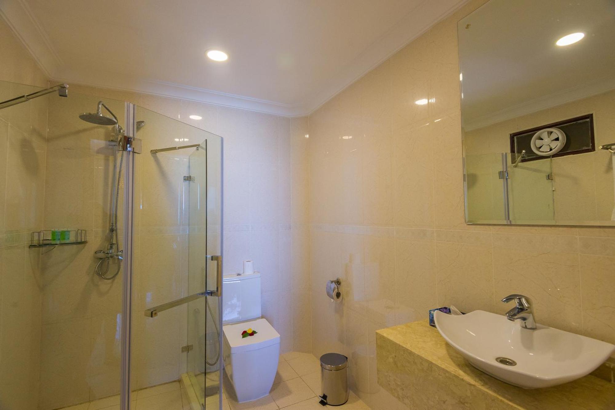 Superior King Room Ocean View