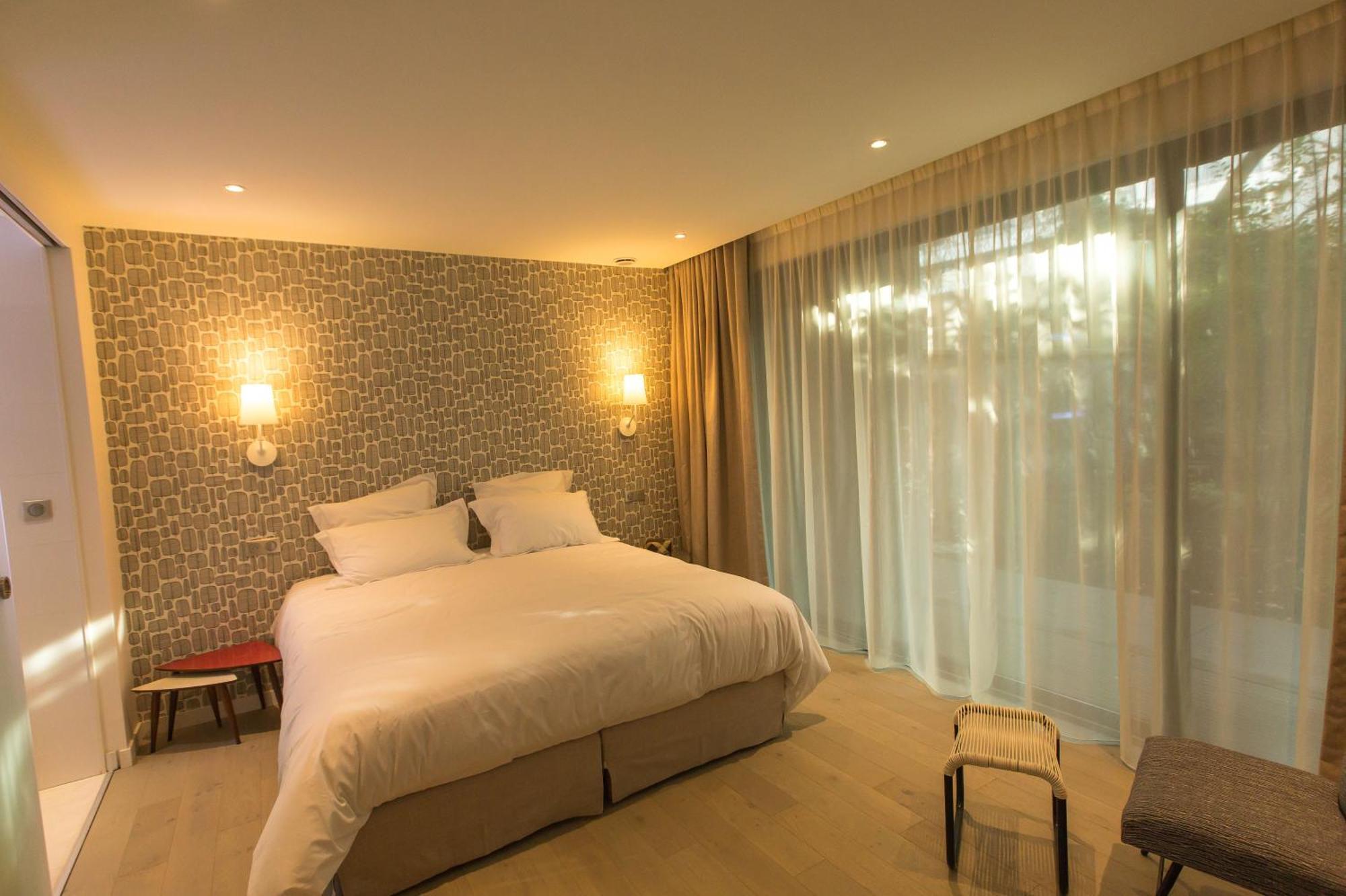 Double or Twin Room Terrace