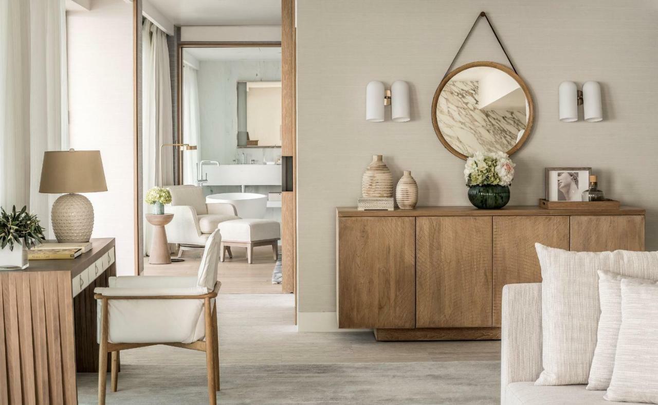Arion Panoramic King Suite Sea View