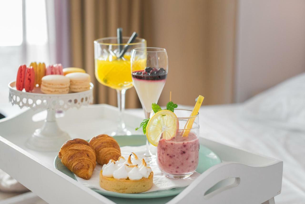 Twin Room with Balcony and Mountain View,830788685:JPEG