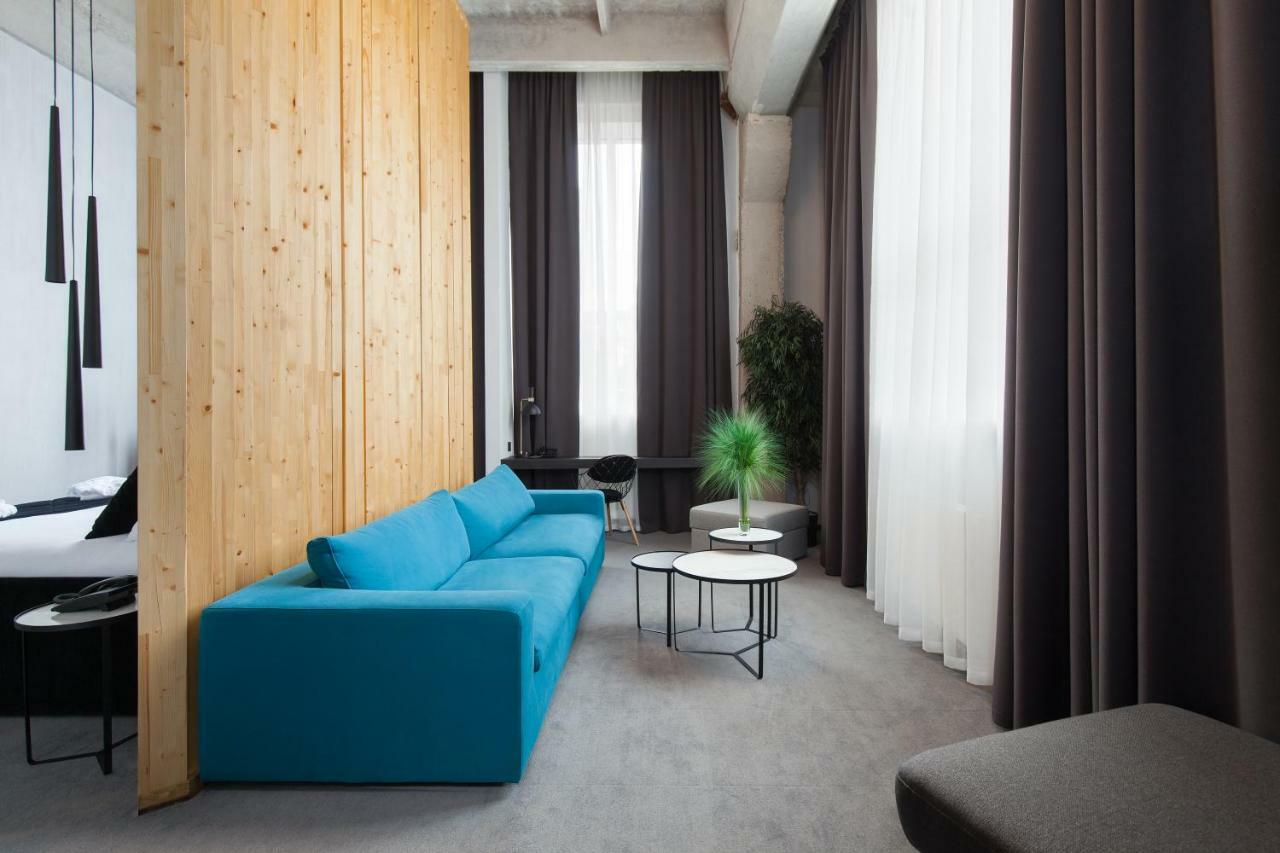One-Bedroom Suite