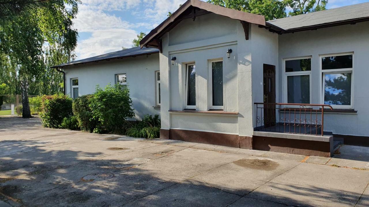 Small Double Room,833166170:JPEG