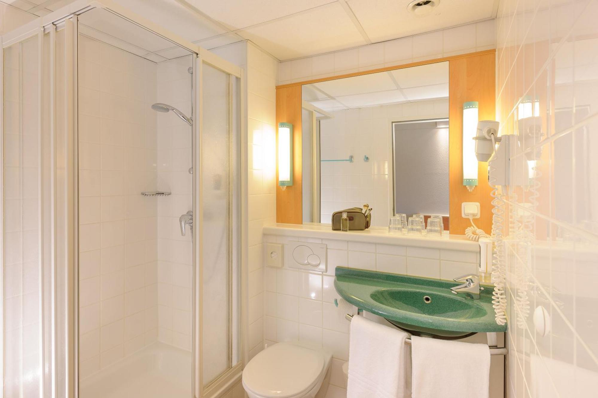 Apartment with City View,1123915695:JPEG