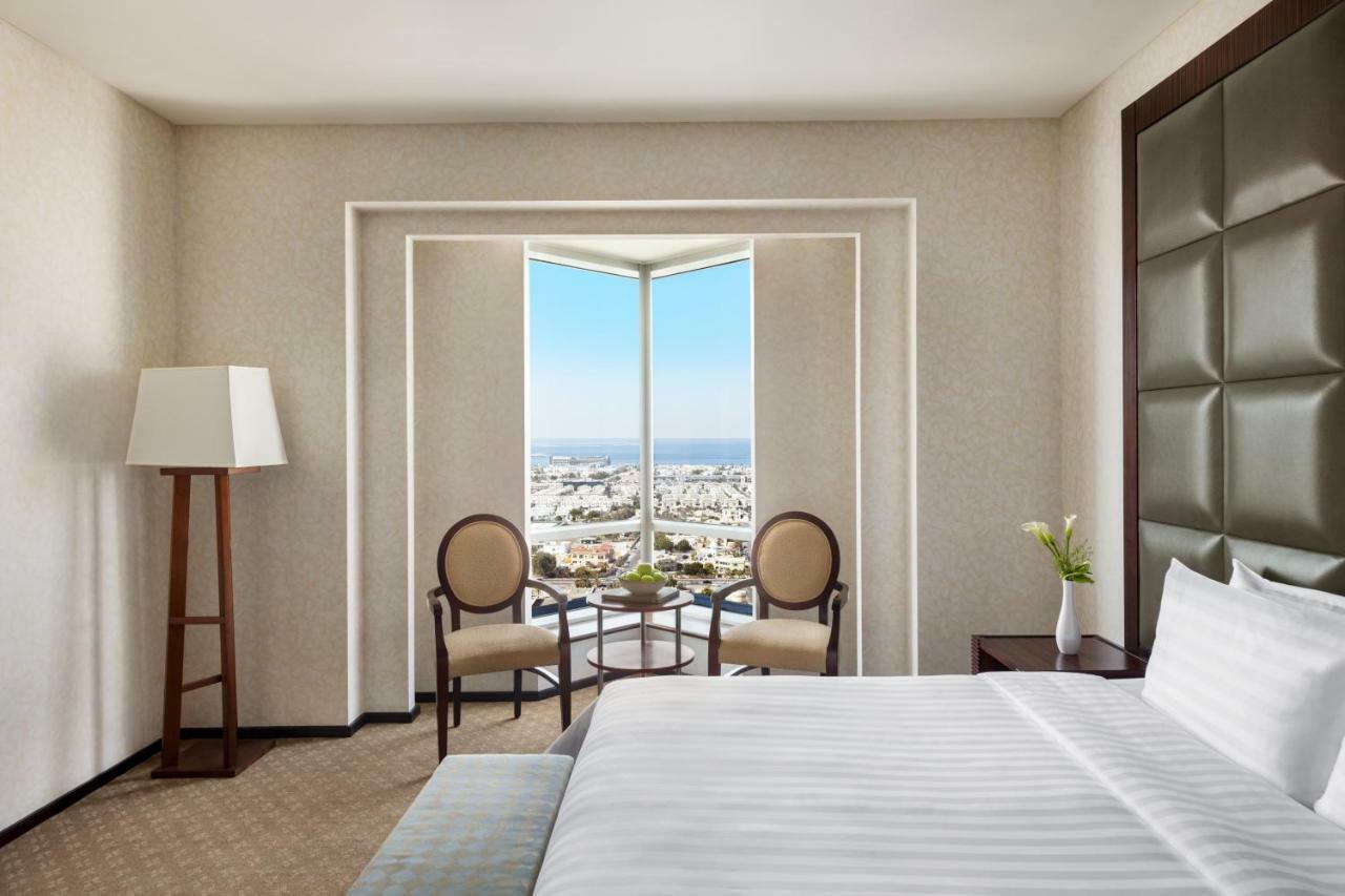 Three-Bedroom Apartment Sea View