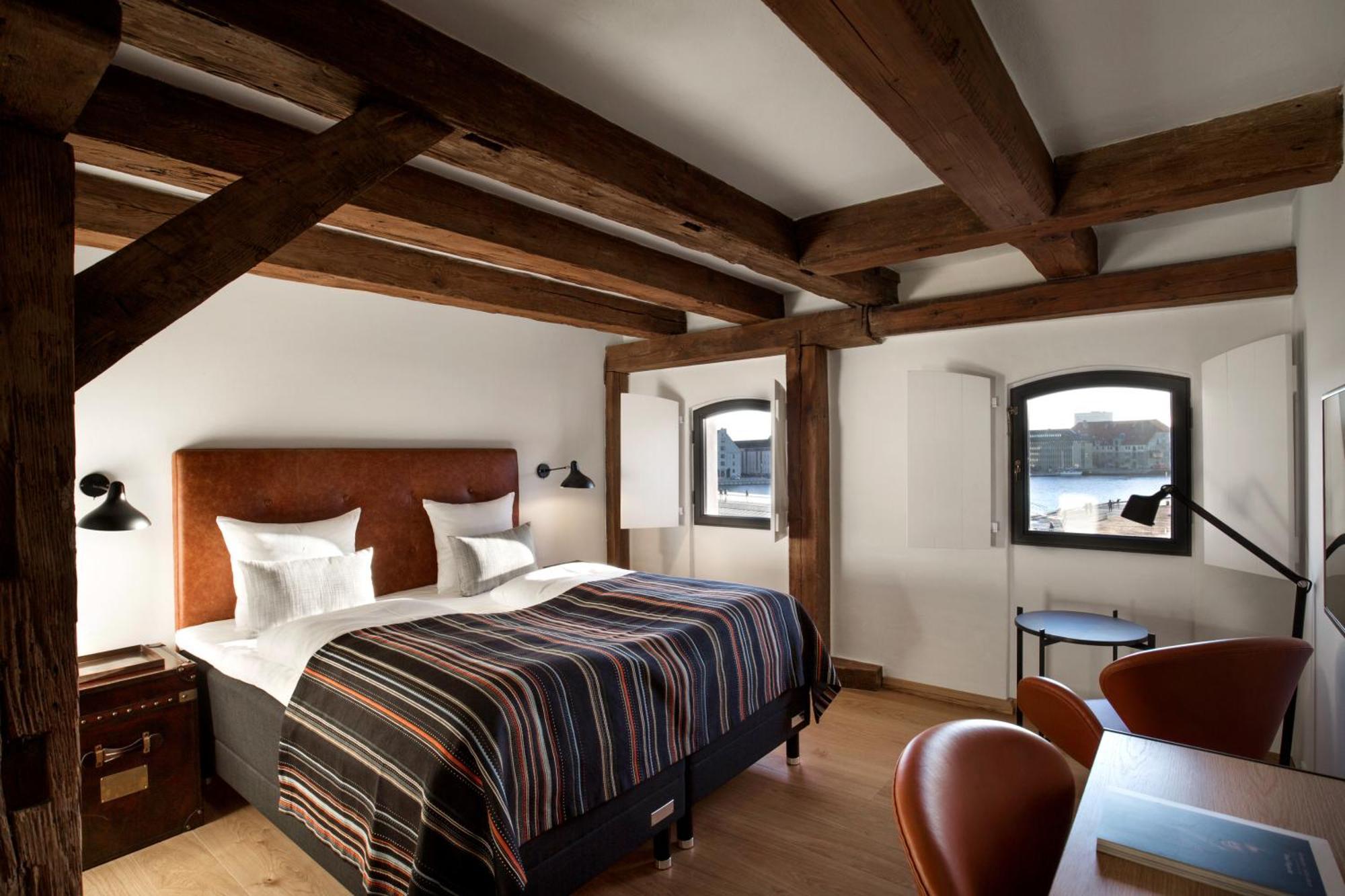 Executive Double Deluxe View Room