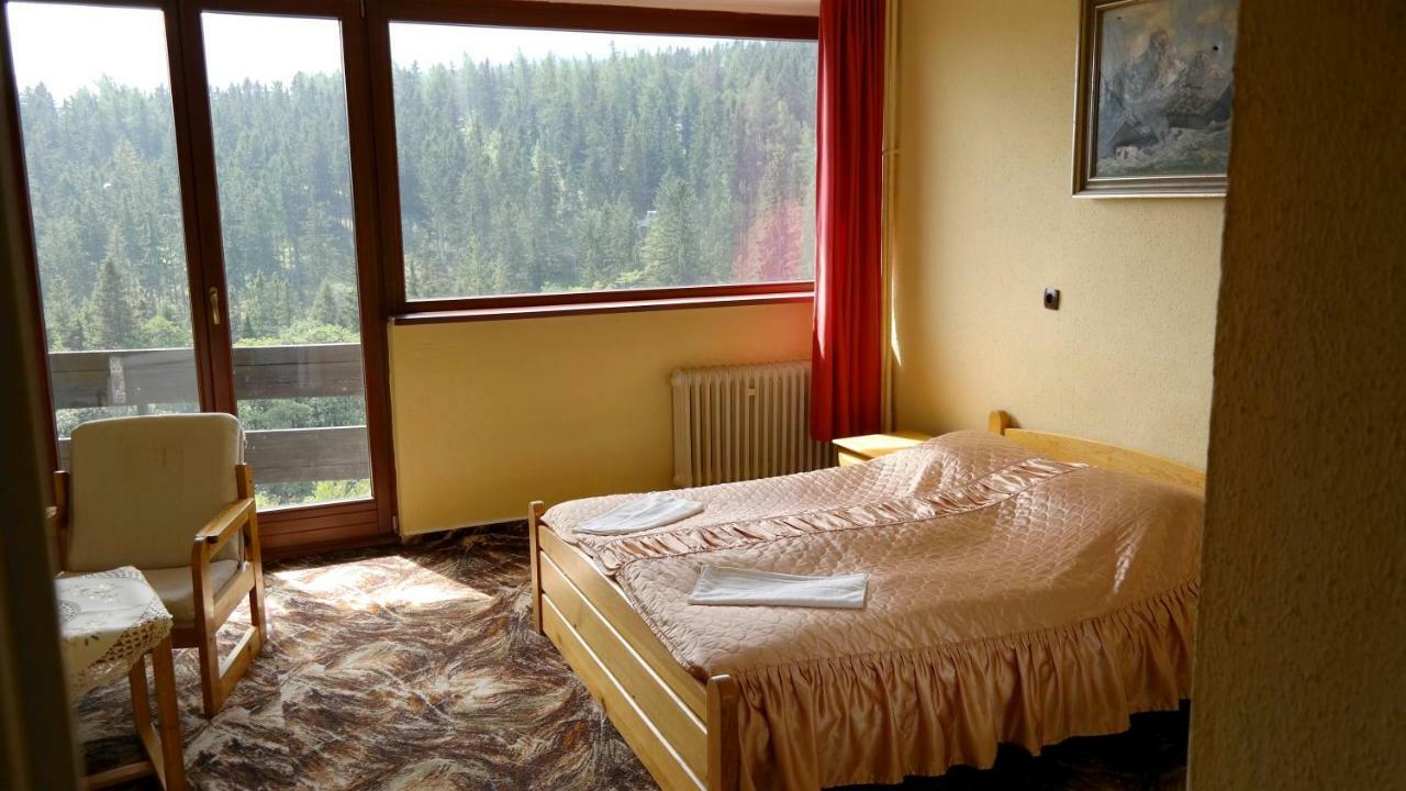 Double Room,851704643:JPEG