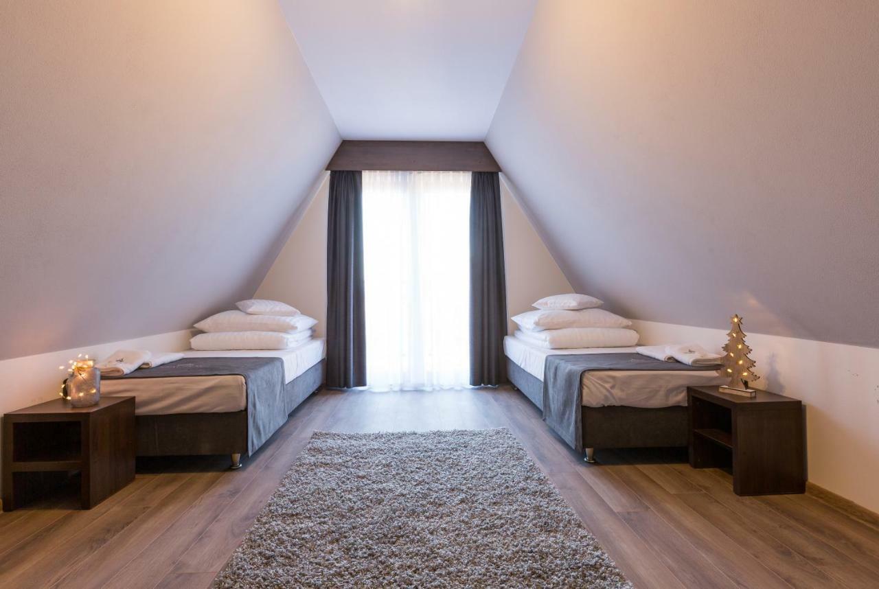Pokój Czteroosobowy z balkonem